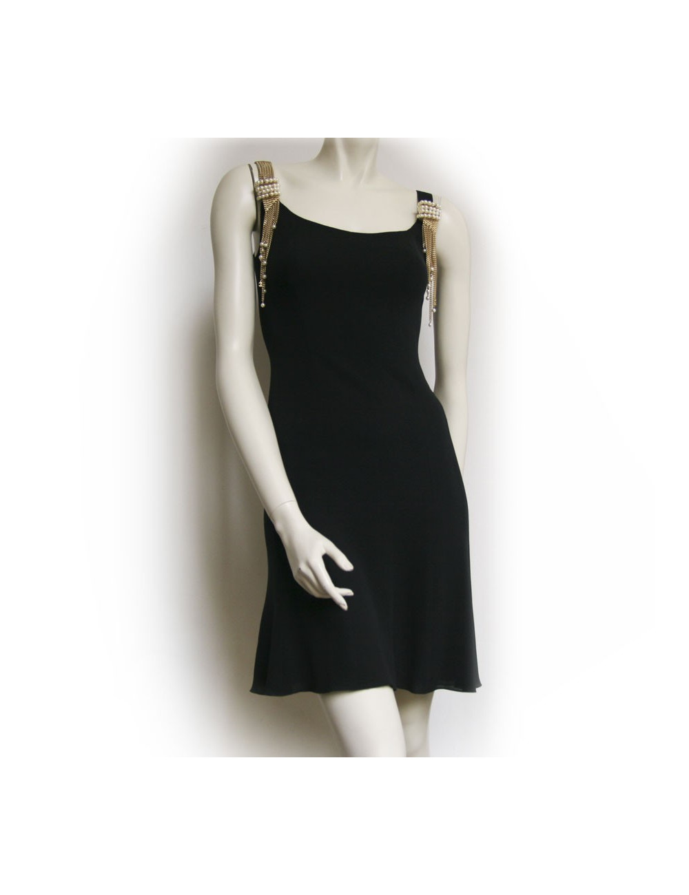 Robe CHANEL en soie noire T34