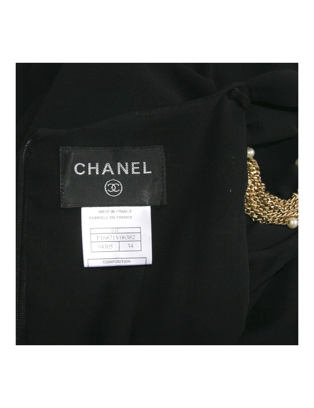Robe CHANEL en soie noire T34