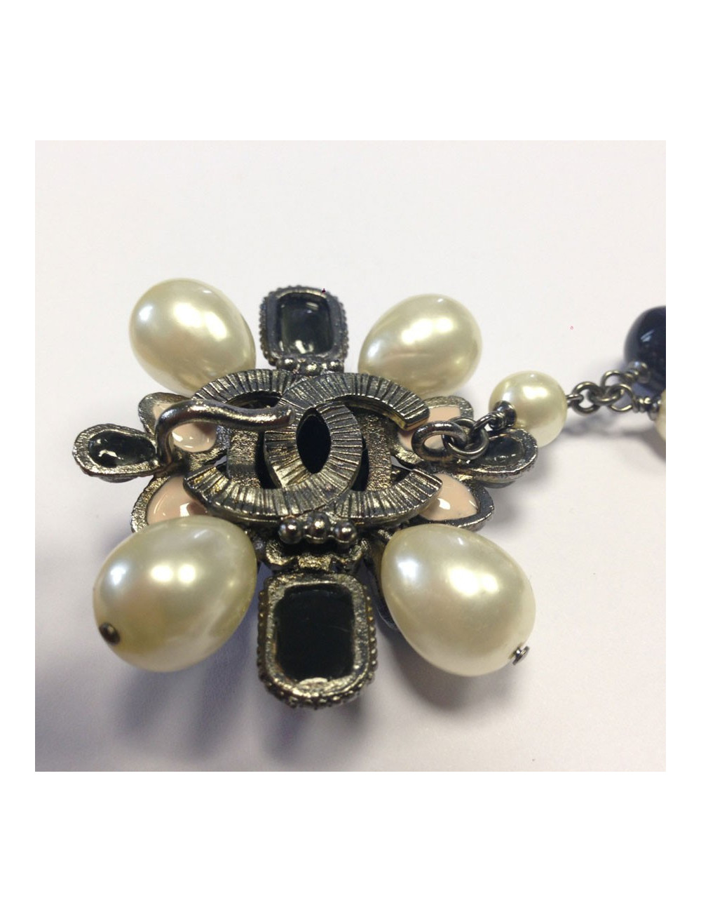 Ceinture - sautoir  CHANEL en perle