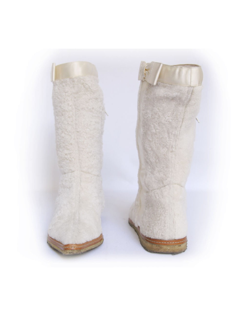 Mi bottes CHANEL  en peau retournée et satin