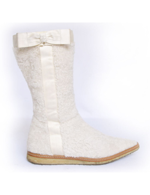 Mi bottes CHANEL  en peau retournée et ruban satin