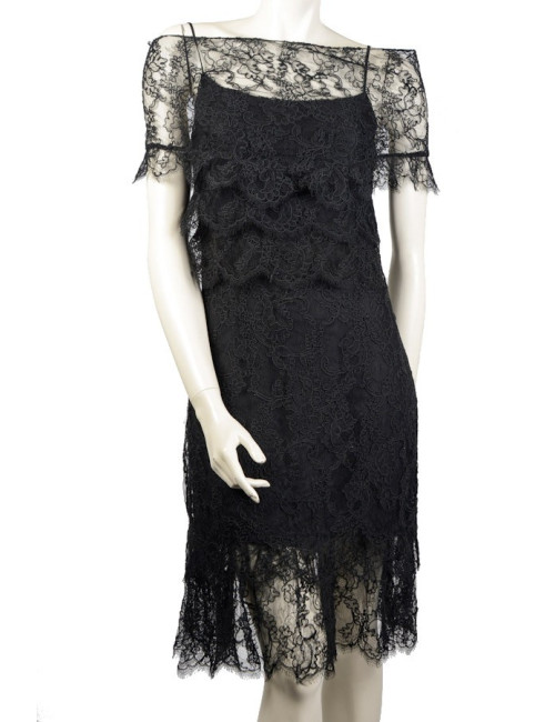 Robe CHANEL  en dentelle noire