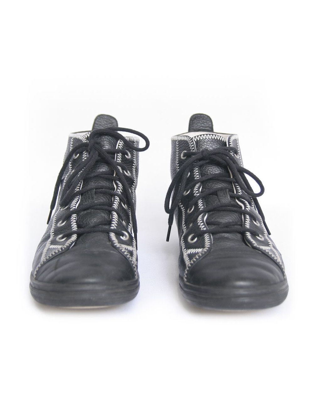 Baskets CHANEL T 39.5 cuir grainé  noiret surpiqûres  