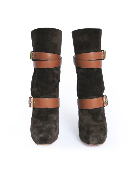 Boots CHRISTIAN LOUBOUTIN veau velours marron T 38