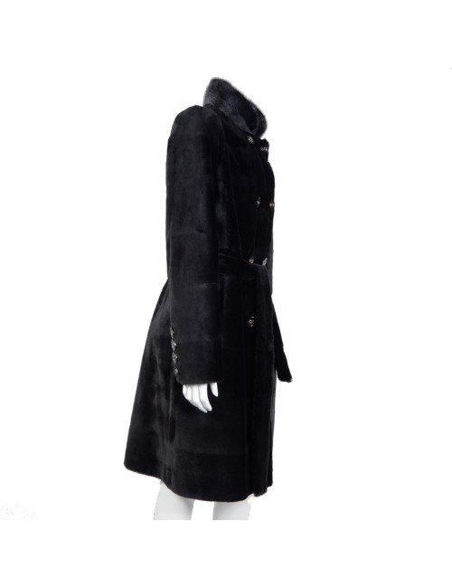 Manteau en vison rasé anonyme