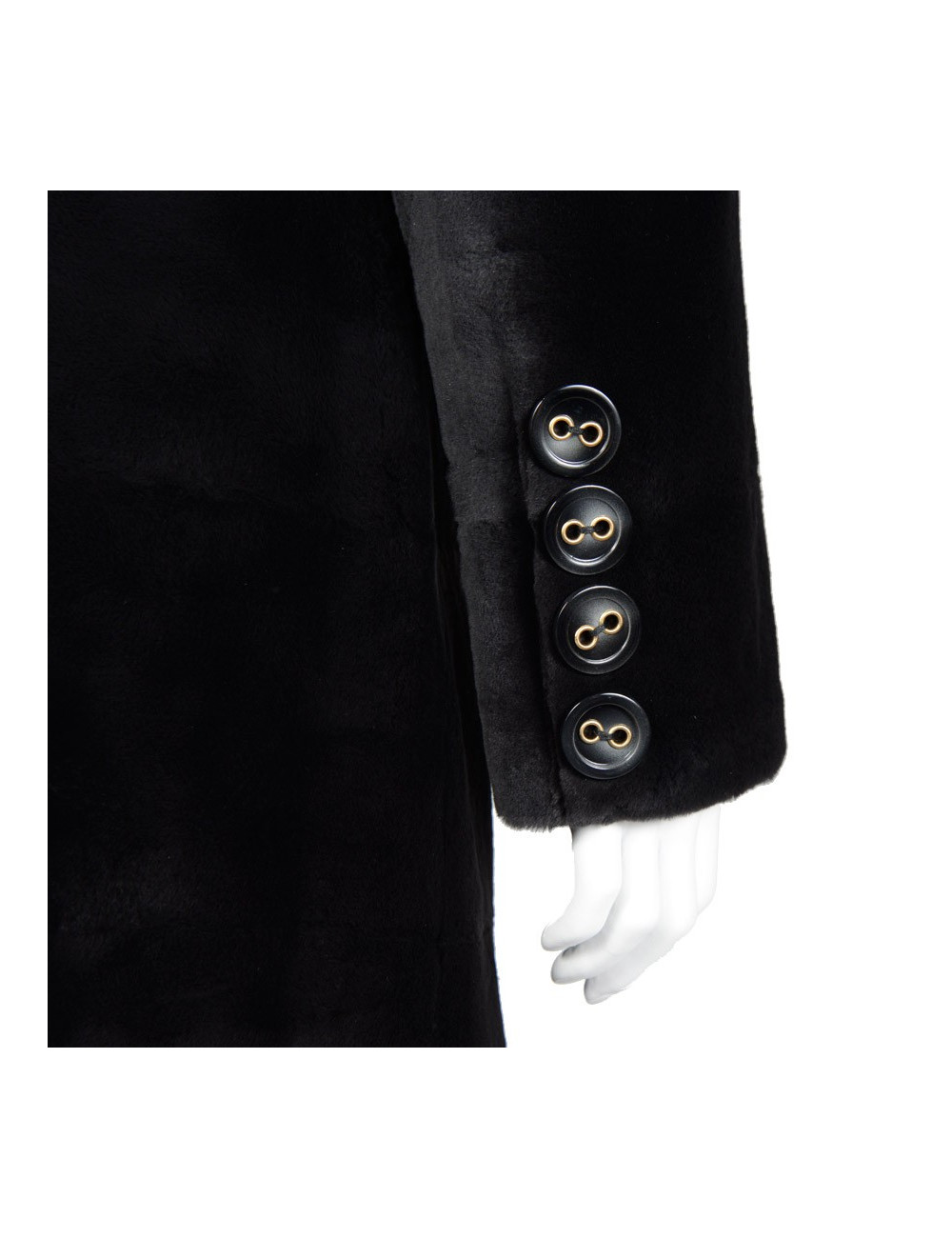 Manteau en vison rasé anonyme