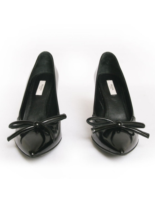 Escarpins PRADA T 39.5 cuir verni mat