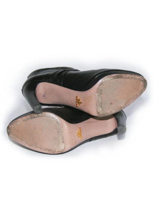 Boots PRADA T 39.5 cuir noir