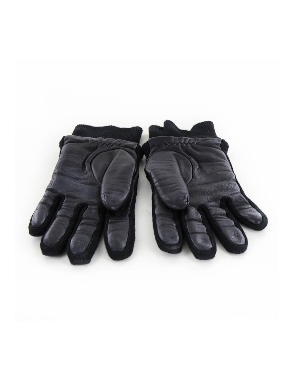 Paire de gants CHANEL en cuir noir