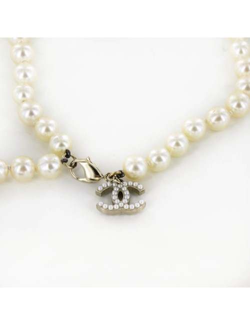 Ceinture sautoir CHANEL en perles nacrées