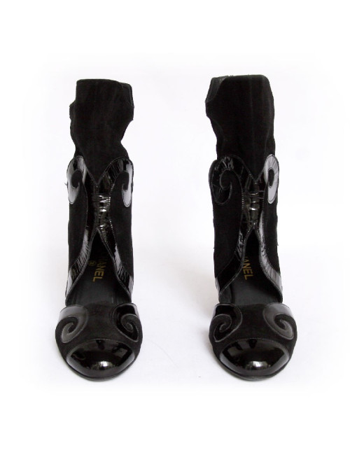 Bottines T 39 CHANEL veau velours et vernis