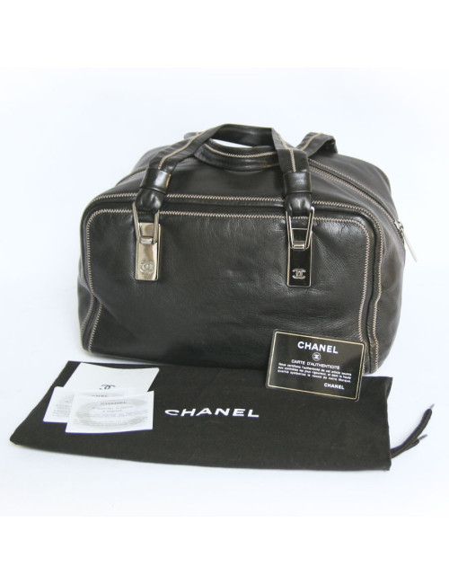 Sac bowling CHANEL en cuir d'agneau noir 