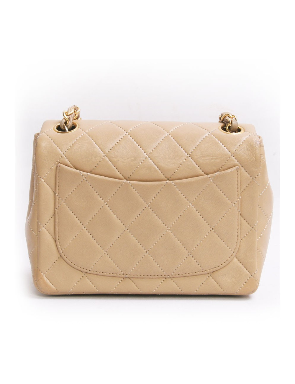 mini sac CHANEL matelassé en cuir d'agneau beige