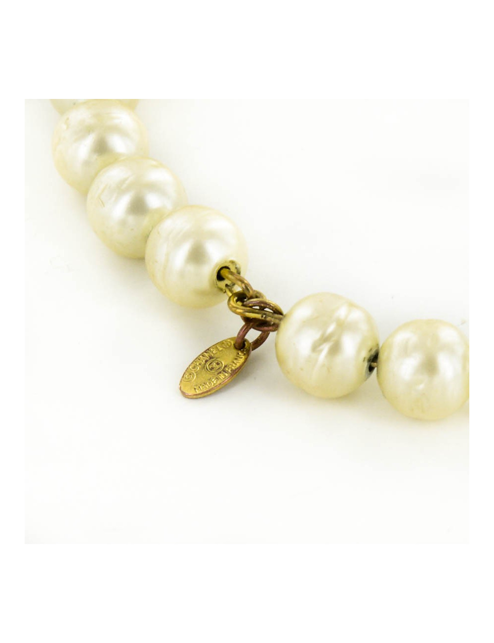 Bracelet  CHANEL en perles nacrées baroques vintage