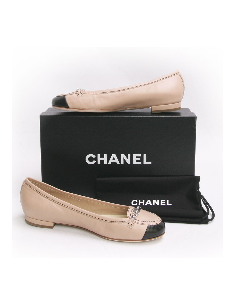 Ballerines CHANEL T 37.5 bicolores 