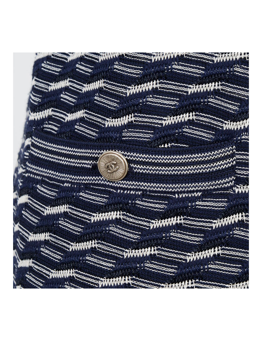 Robe CHANEL T 40 sans manches 