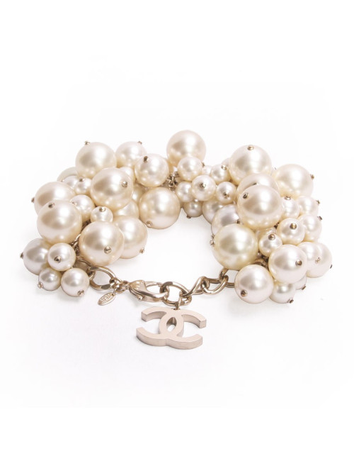 Bracelet CHANEL avec grosses perles nacrées