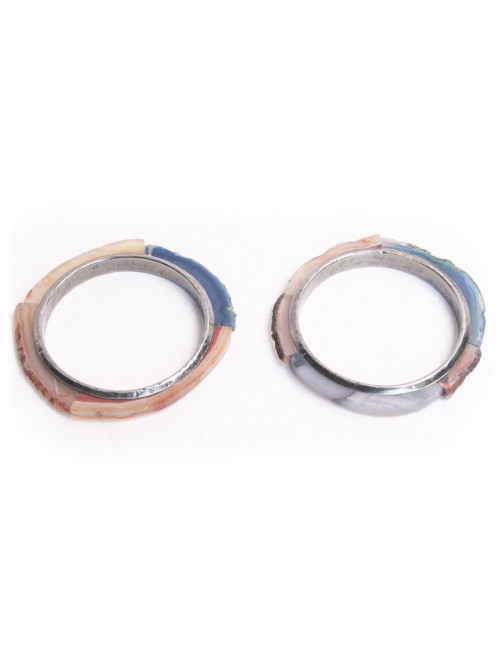 Bracelets CHANEL en pierres dures