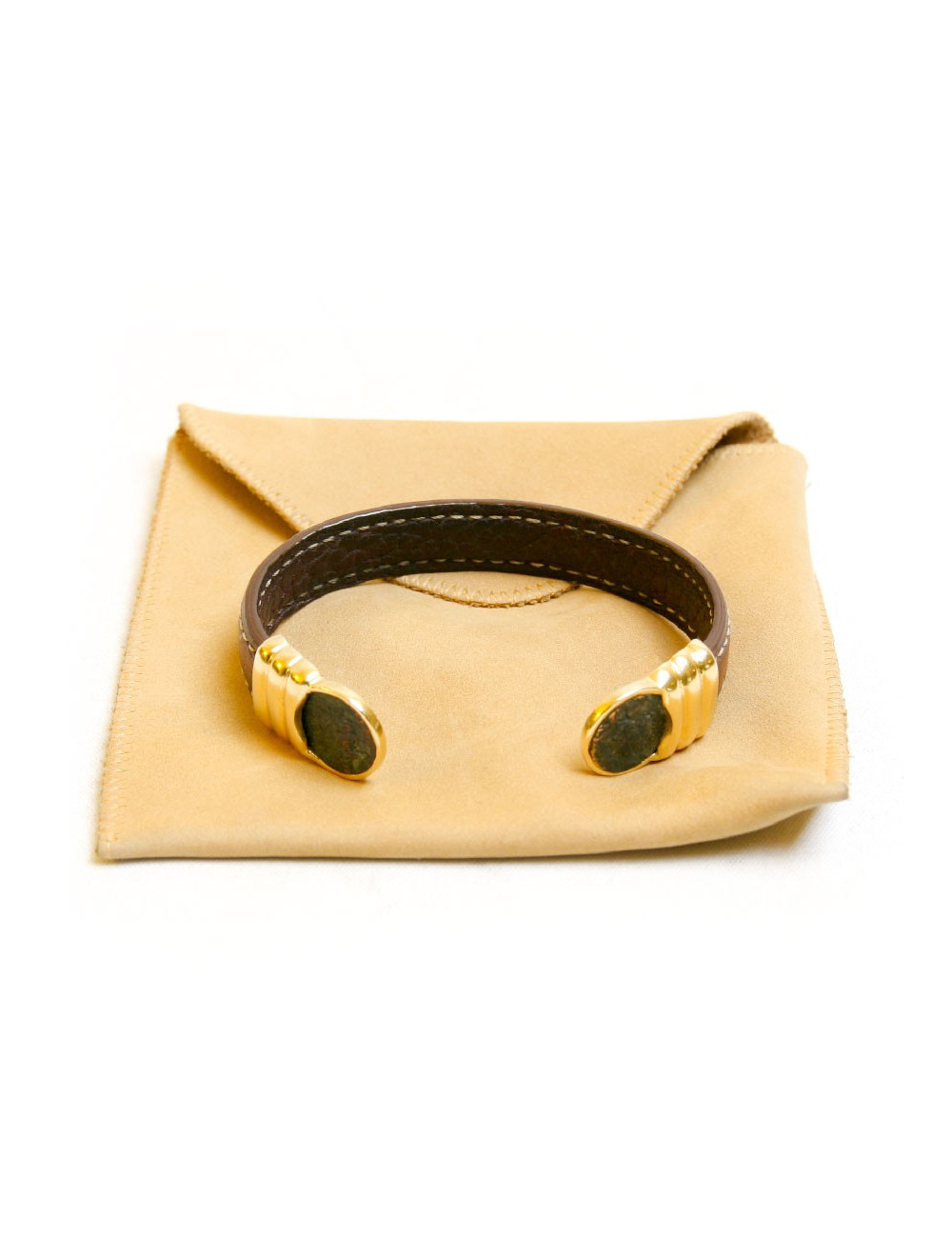 Bracelet en cuir et or 18 carats 