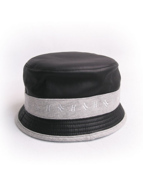 Chapeau HERMES T57 cuir d'agneau et 100% cachemire