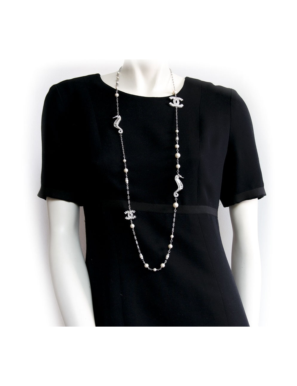 Sautoir " hippocampe" CHANEL argent et strass