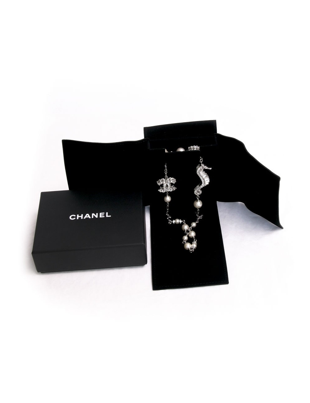 Sautoir " hippocampe" CHANEL argent et strass