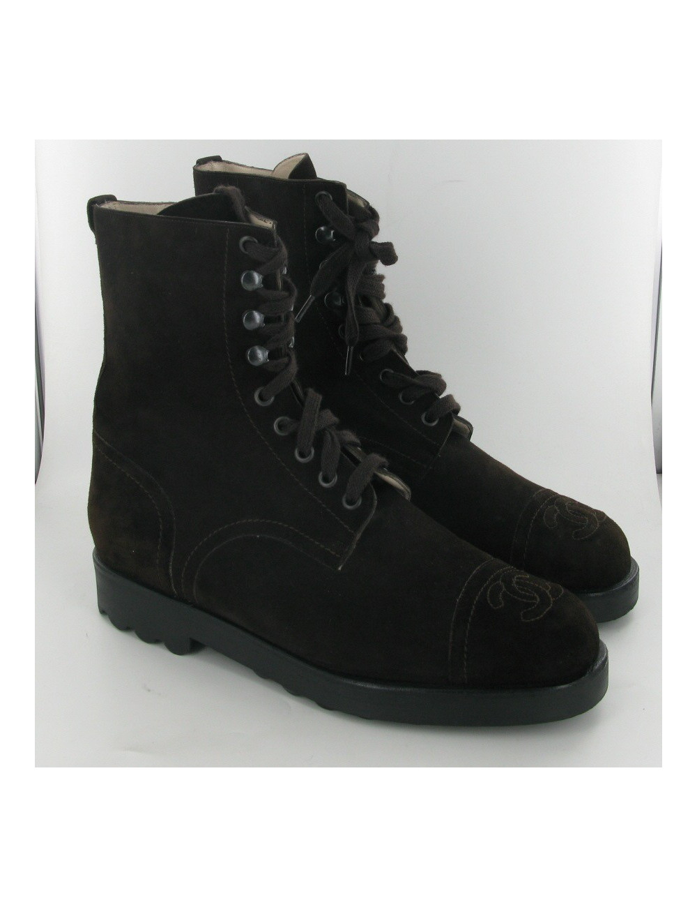 Bottines Ã  lacets CHANEL