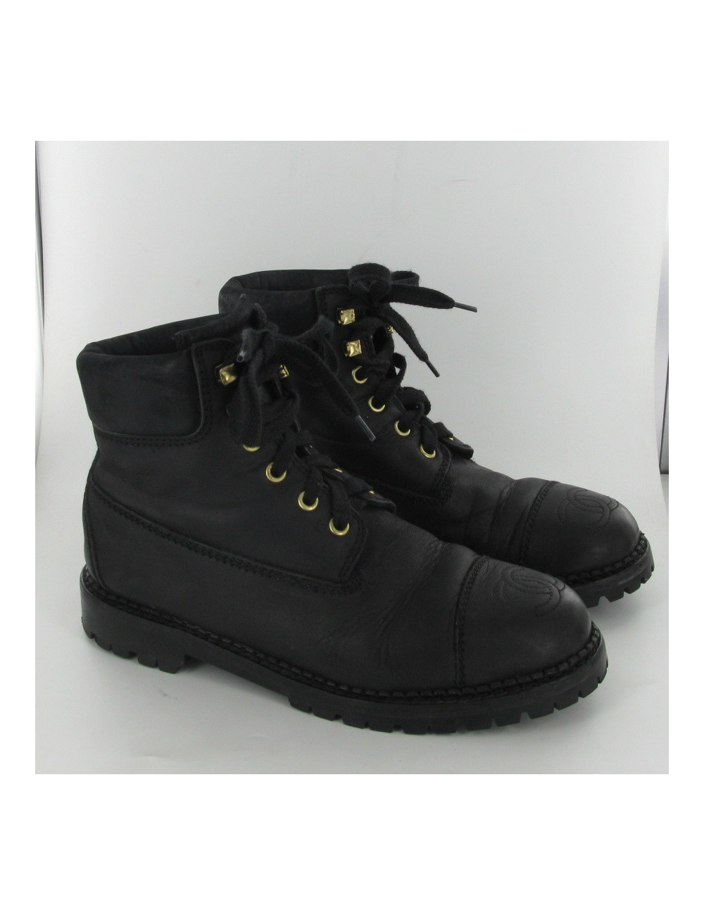 Bottines Ã  lacets CHANEL