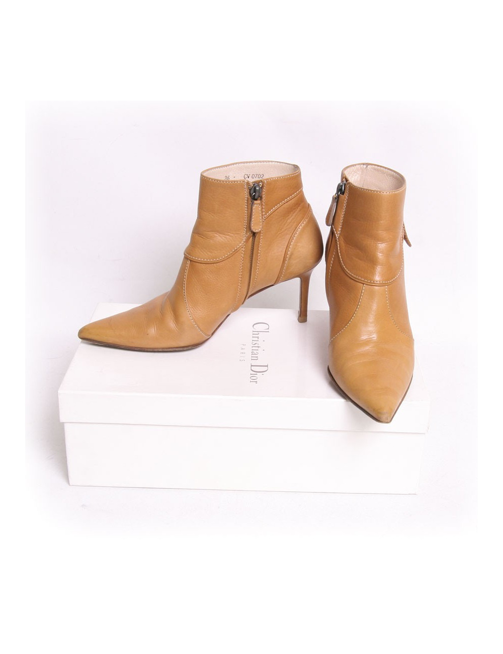 Boots à talons CHRISTIAN DIOR cuir camel T36