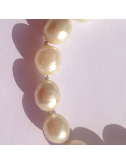 Sautoir couture SCHERRER perles de pâte de verre nacrées