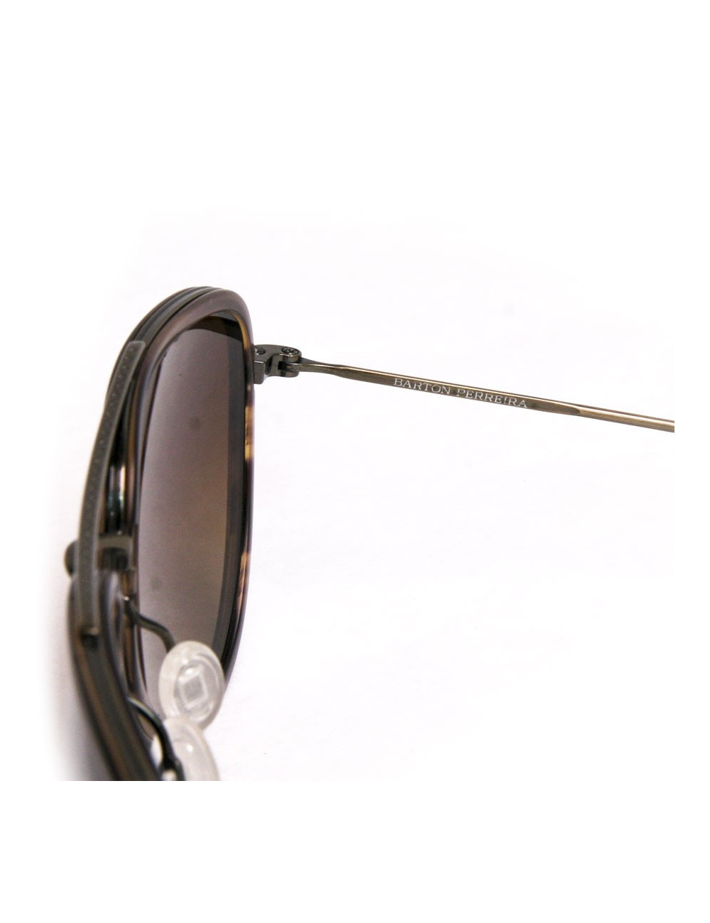 Paire de lunettes de soleil BARTON PERREIRA