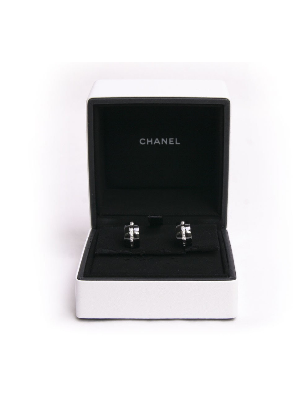 Clous d'oreille "ultra" CHANEL en 