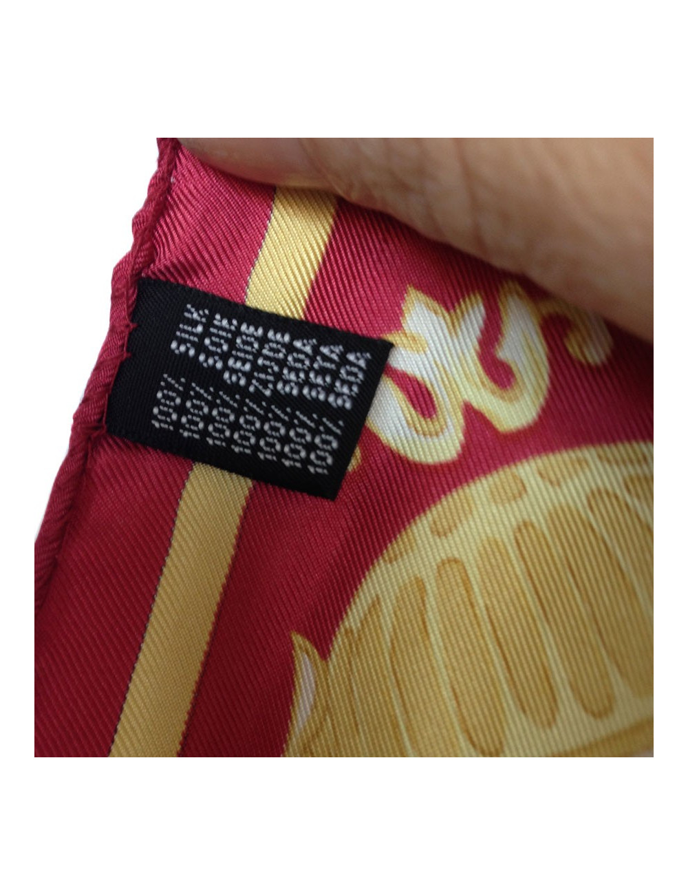 Carré de soie Pierre BALMAIN