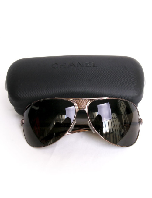 Lunettes de soleil CHANEL façon python marron