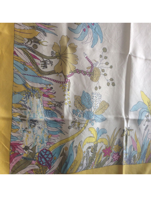 Carré de soie GUCCI jaune vintage