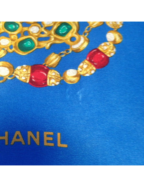 Carré de soie CHANEL bleu bijou