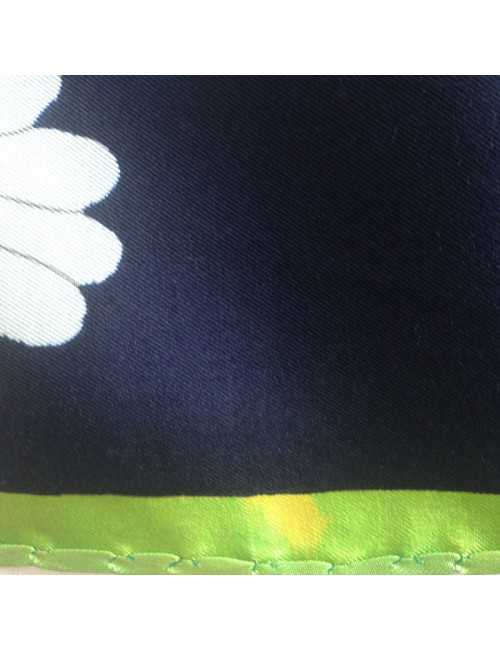 Carré de soie Christian DIOR