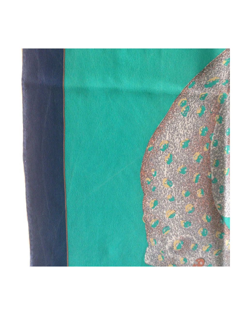 Carré de soie "Must" de CARTIER vert jade vintage