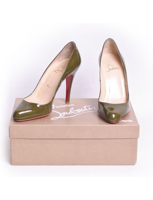 Pumps "Fifi" CHRISTIAN LOUBOUTIN T varnish 36 khaki Green