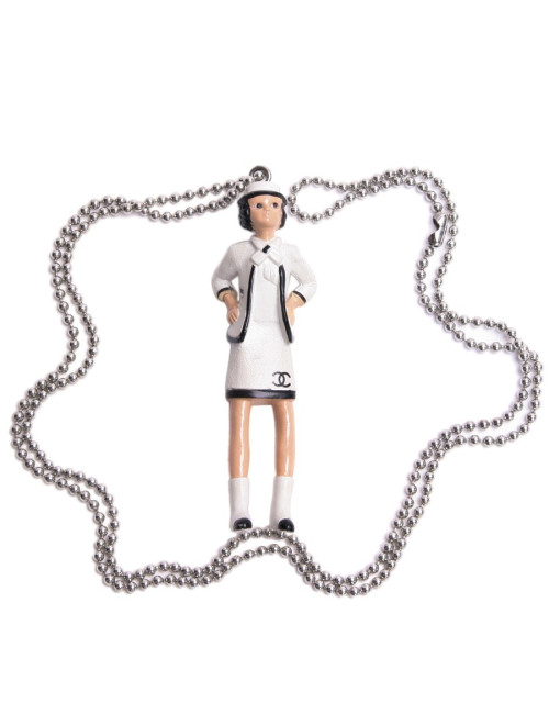 sautoir CHANEL Figurine "COCO"