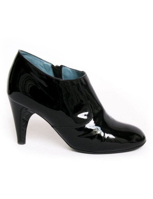 Mi-Boots CHANEL t 36.5 cuir verni noir