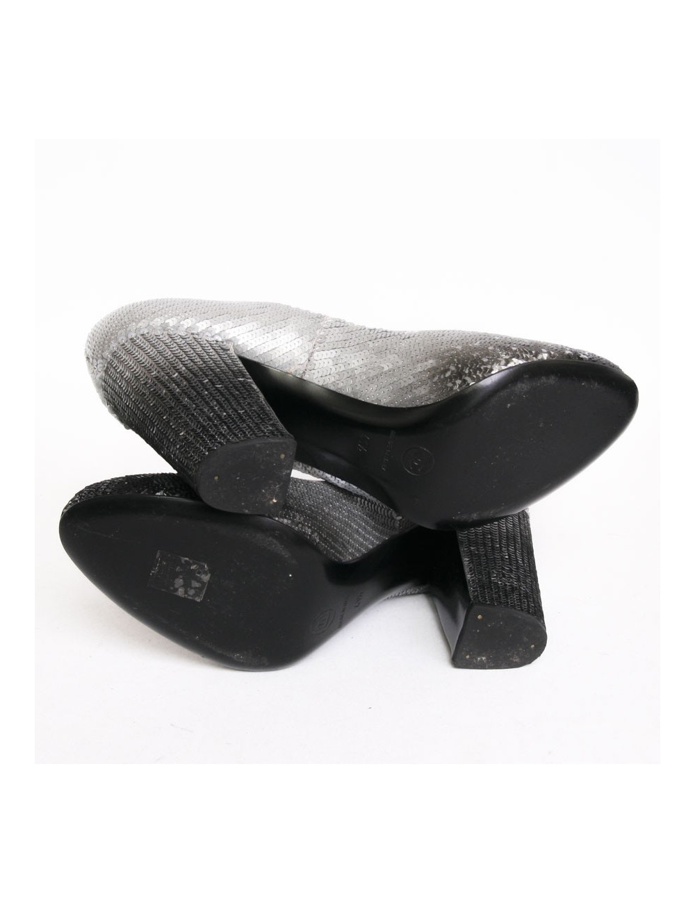 Escarpins CHANEL T 41.5 à sequins gris et noirs