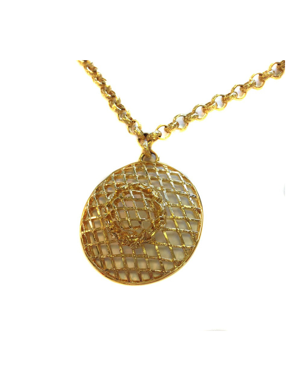 Collier en métal doré autres marques