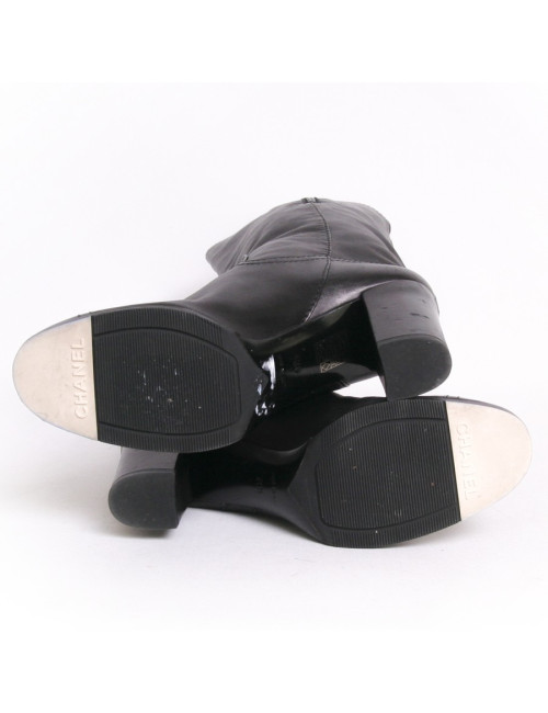Bottes CHANEL T 41.5 Cuir d'agneau et vernis noirs