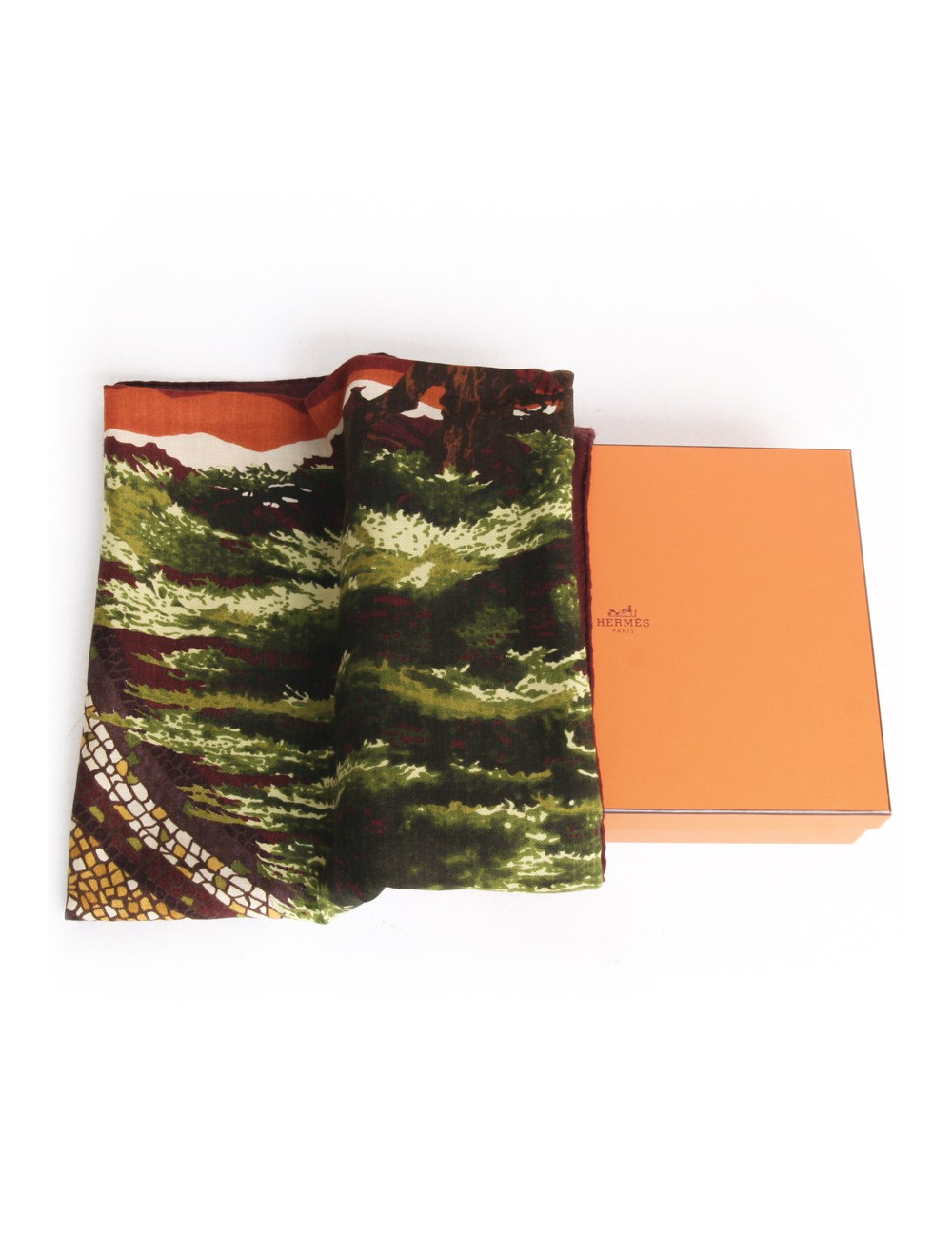 Châle HERMES "mosaïques"en cachemire et soie