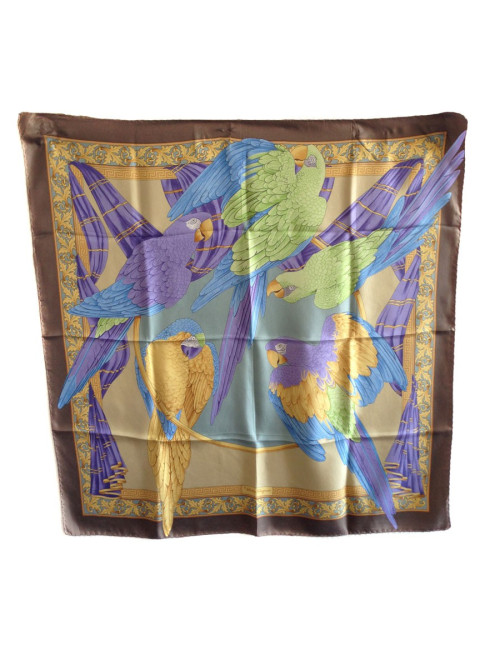 Carré de soie SALVATORE FERRAGAMO motif perroquets vintage