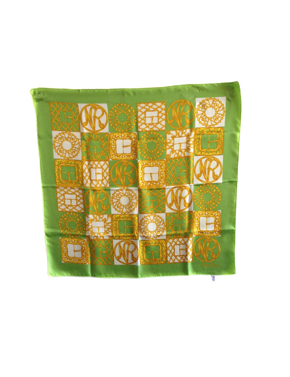 Carré de soie Nina RICCI 