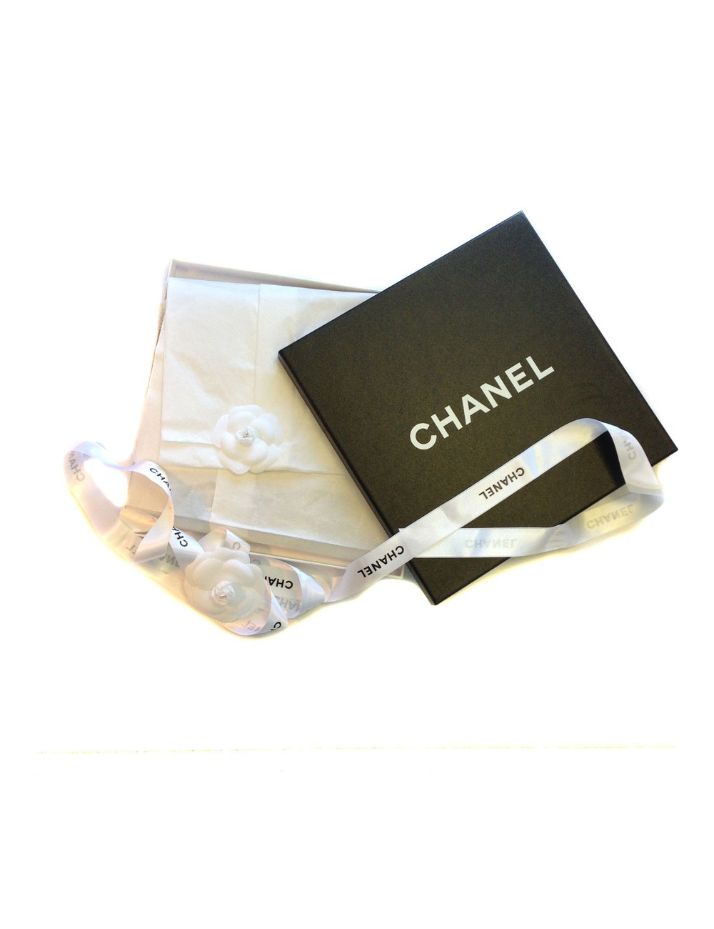 Etole CHANEL écrue à bord frangé en cachemire, soie et laine