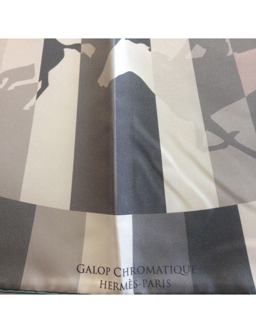 Foulard "Galop chromatique" HERMES  90 x 90
