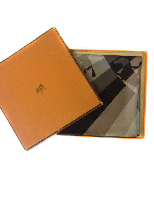 Foulard "Galop chromatique" HERMES  90 x 90